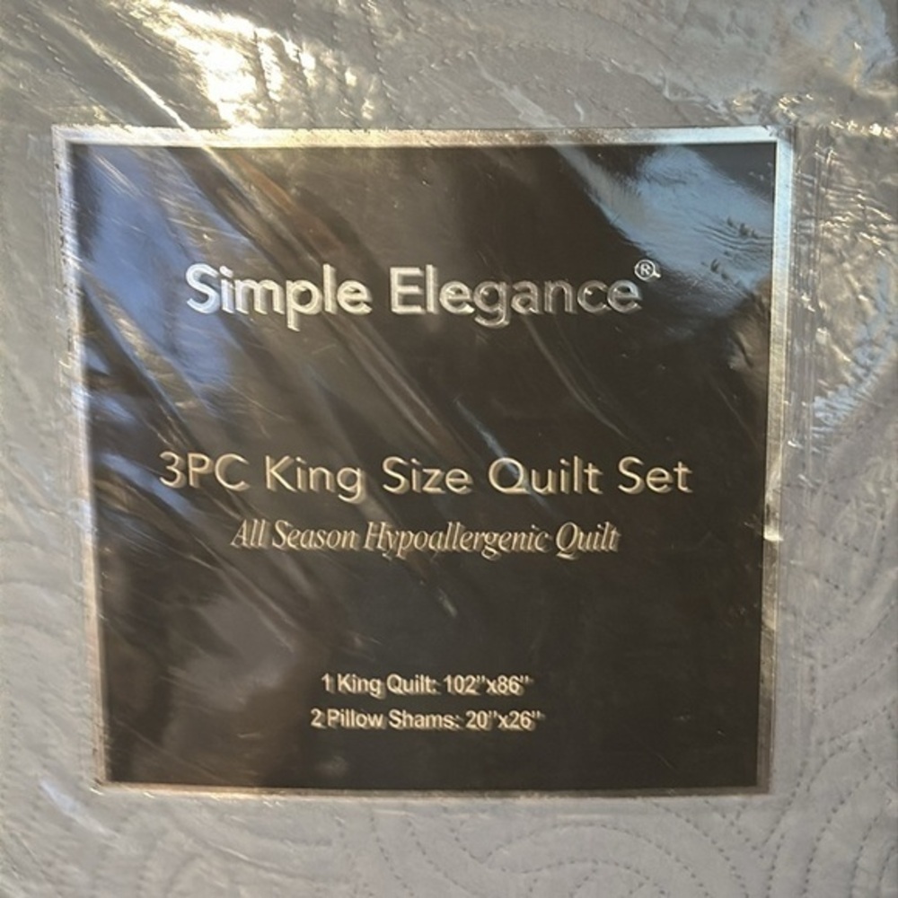 Gray King Size Quilt Set